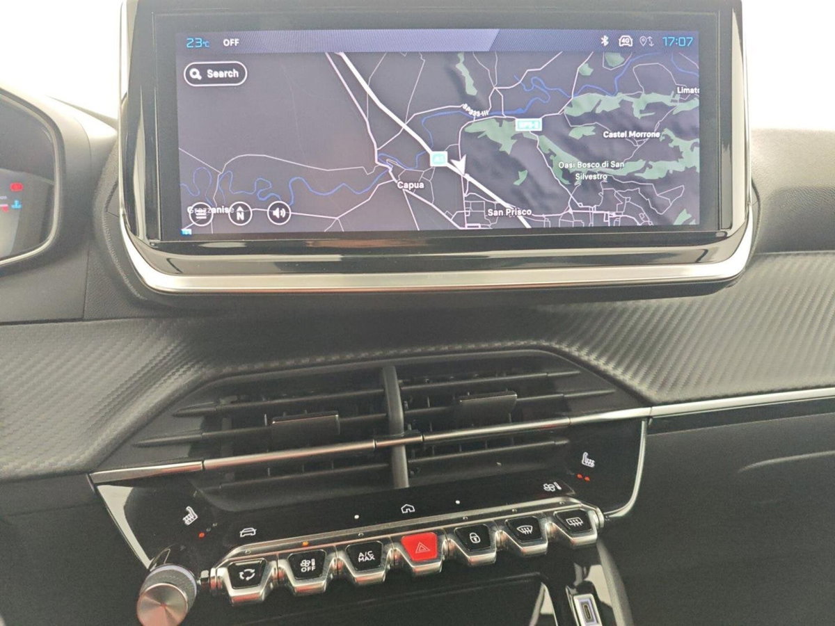 Peugeot 2008 PureTech 100 S&S Allure (19)