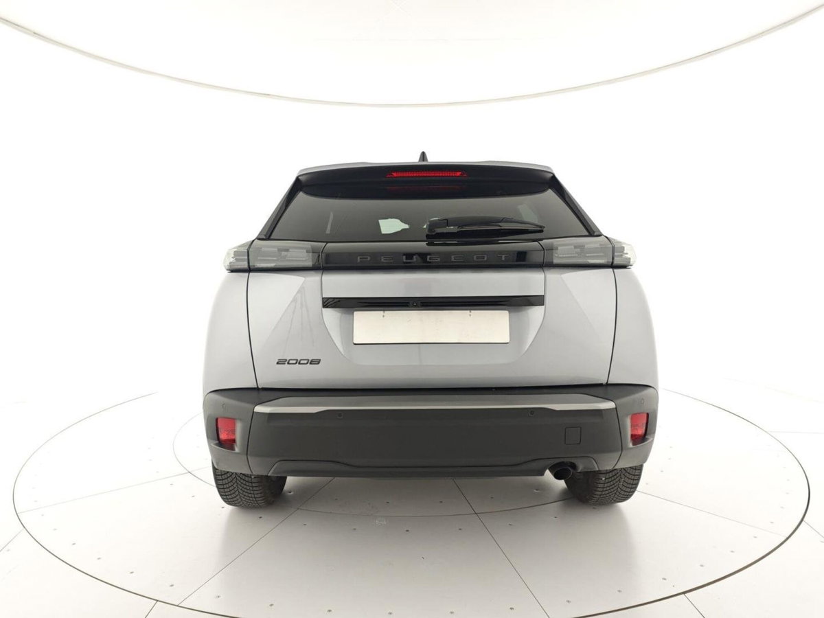 Peugeot 2008 PureTech 100 S&S Allure (4)