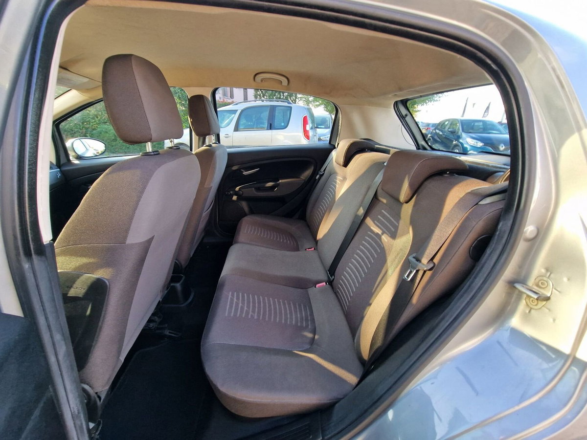 Fiat Grande Punto 1.2 5 porte Active (15)