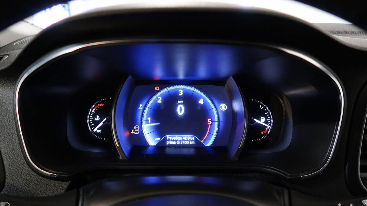 Renault Mégane Sporter Blue dCi 115 CV Business (11)