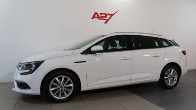 Renault Mégane Sporter Blue dCi 115 CV Business (16)