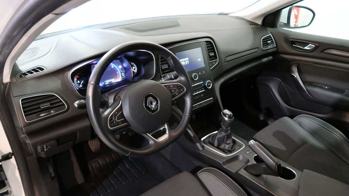 Renault Mégane Sporter Blue dCi 115 CV Business (2)