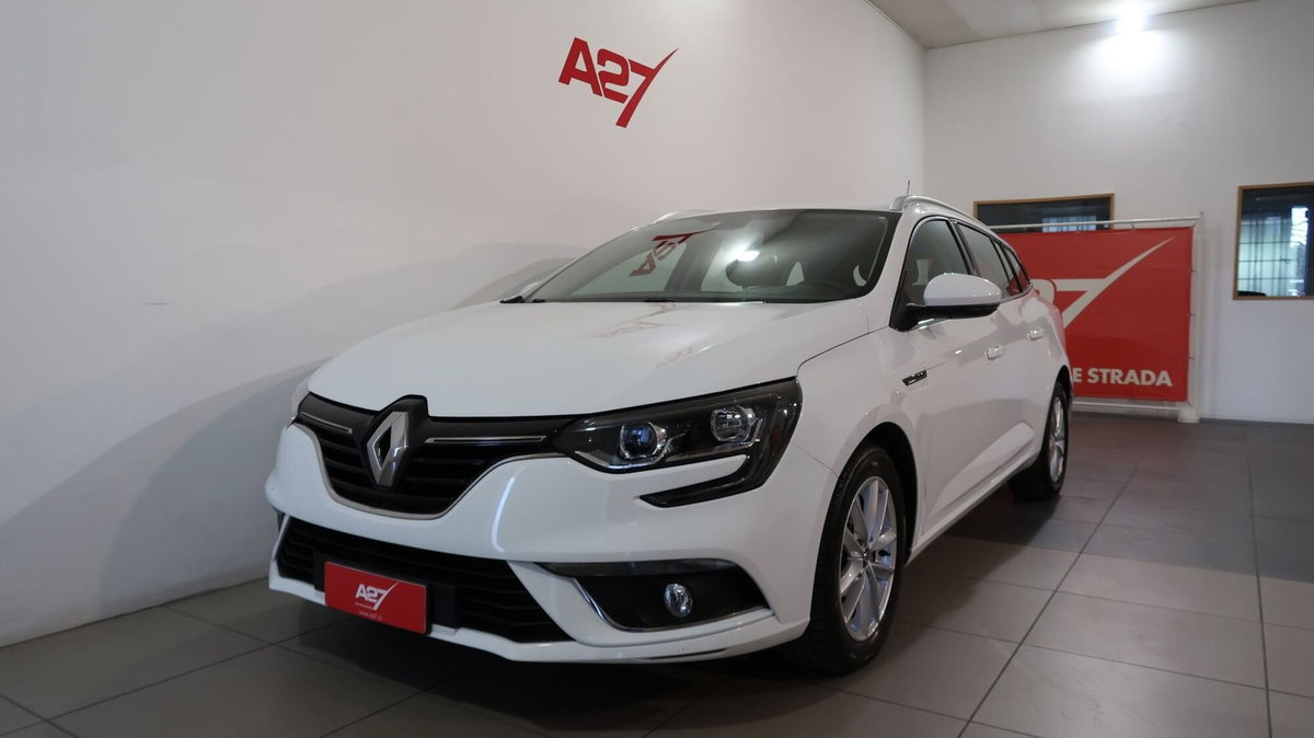 Renault Mégane Sporter Blue dCi 115 CV Business (18)