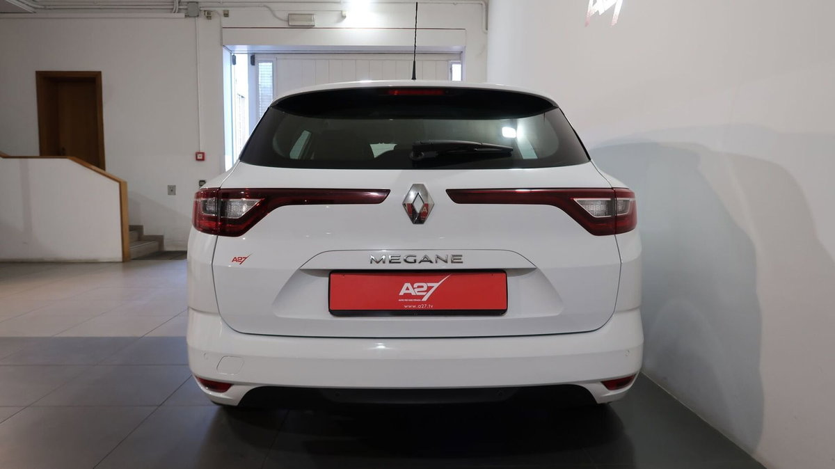 Renault Mégane Sporter Blue dCi 115 CV Business (6)