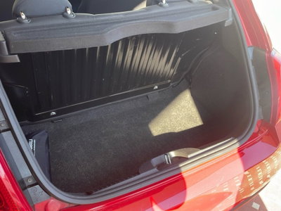 Fiat 500 1.0 Hybrid Red (16)
