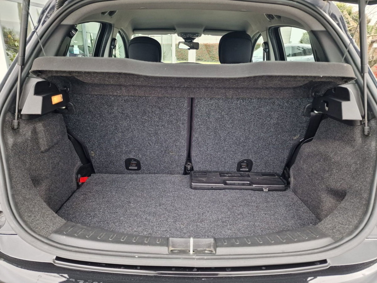 Lancia Ypsilon 0.9 TwinAir 85 CV 5 porte Metano Ecochic Silver (9)