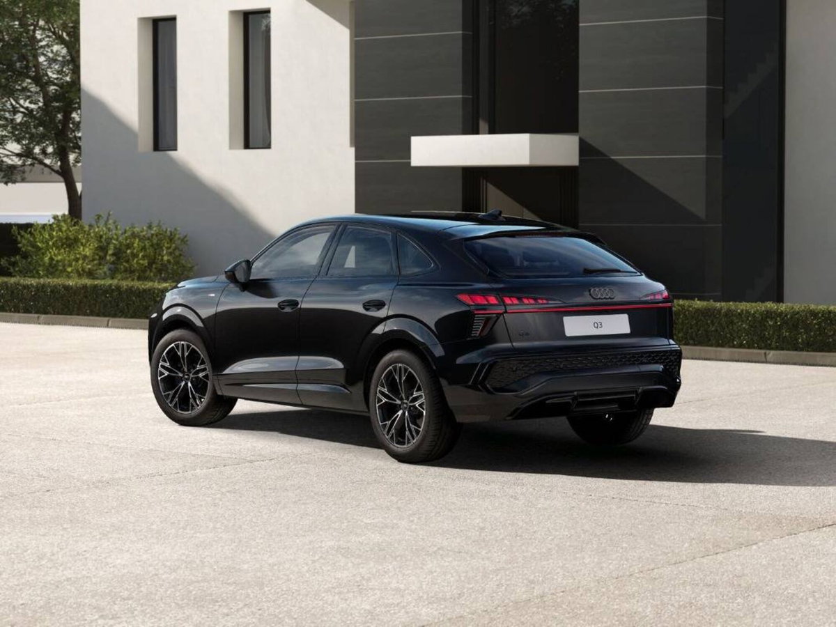 Audi Q3 Sportback 40 2.0 tdi S line edition quattro 193cv s-tronic (5)