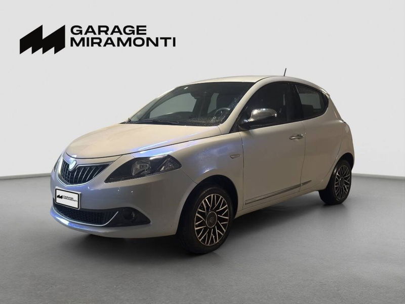 Lancia Ypsilon 1.0 FireFly 5 porte S&S Hybrid Ecochic UnYca
