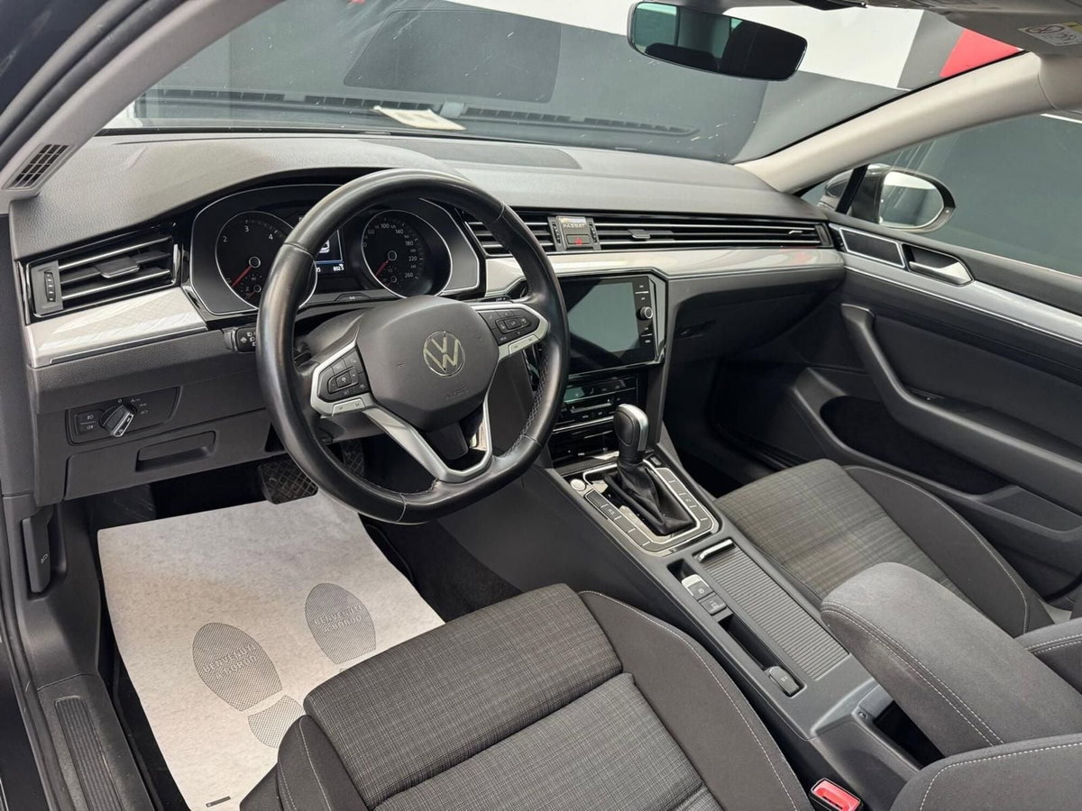 Volkswagen Passat Variant 2.0 TDI Executive BlueMotion Technology (11)
