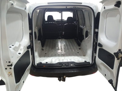 Renault Express van 1.5 Blue dci 95cv (5)