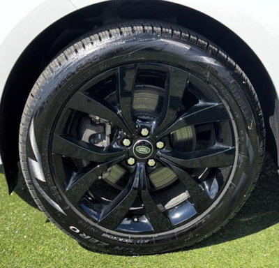 Land Rover Range Rover Evoque 2.0D I4 163CV AWD Auto R-Dynamic SE (17)