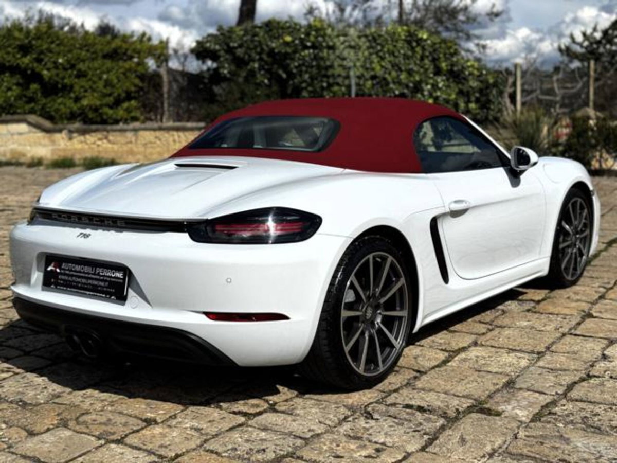 Porsche 718 Boxster  Boxster 2.0 300cv pdk (17)