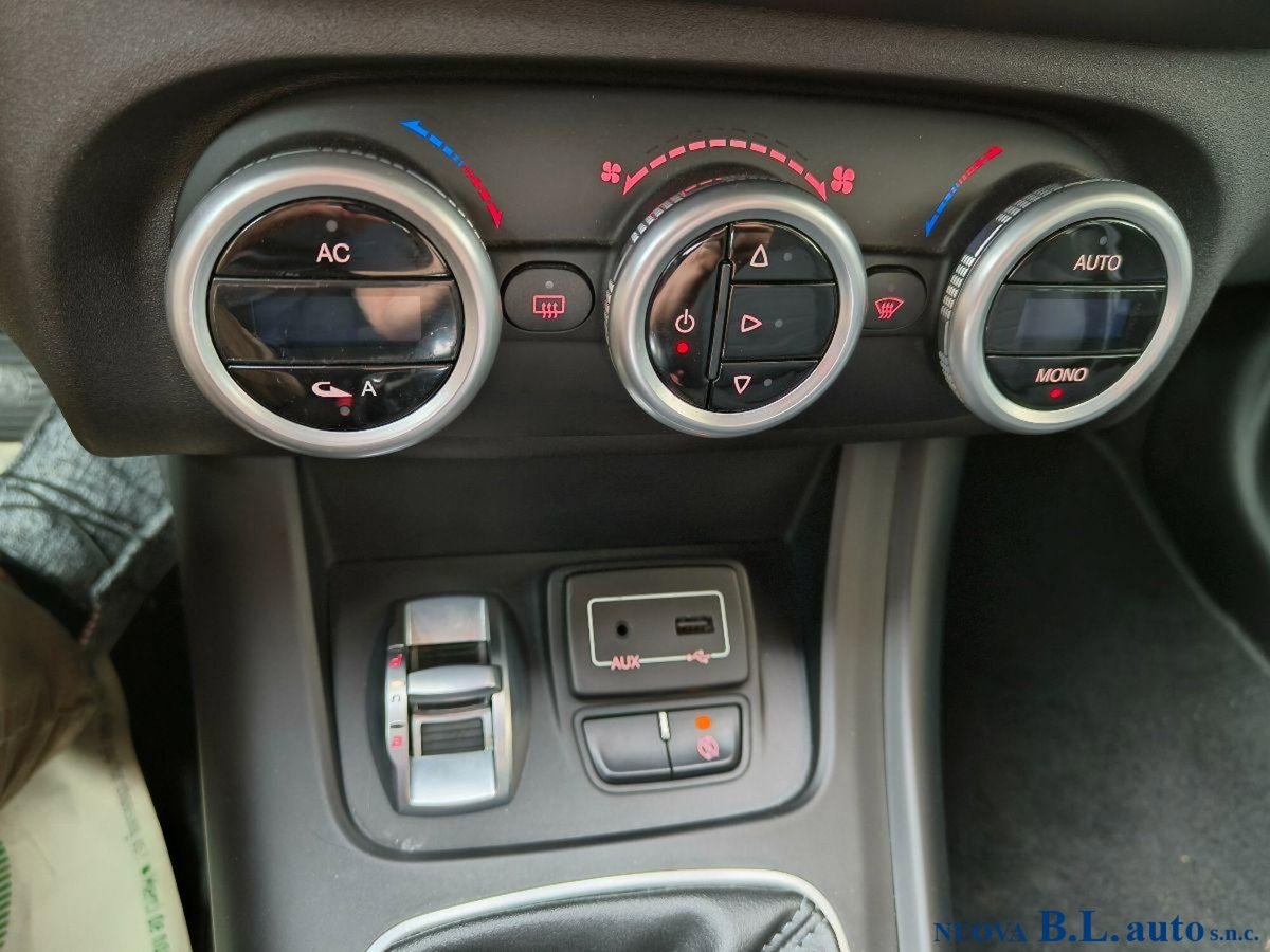 Alfa Romeo Giulietta 1.6 JTDm Super 120cv (13)