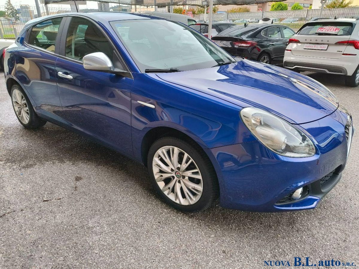 Alfa Romeo Giulietta 1.6 JTDm Super 120cv (3)