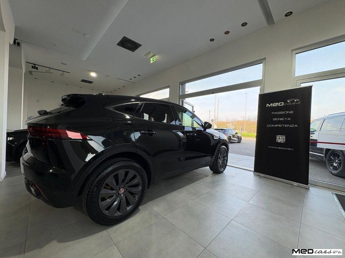 Jaguar E-Pace 2.0D 240 CV AWD aut. SE (7)