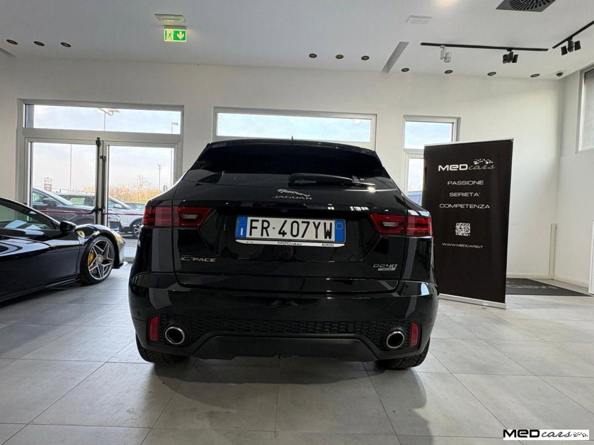 Jaguar E-Pace 2.0D 240 CV AWD aut. SE (8)