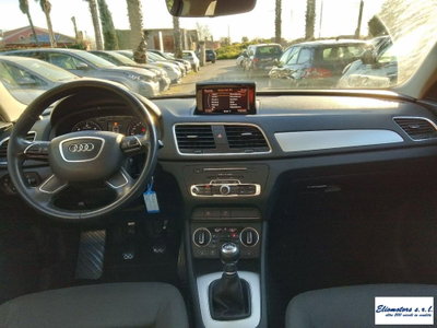 Audi Q3 2.0 TDI 150 CV Business (7)
