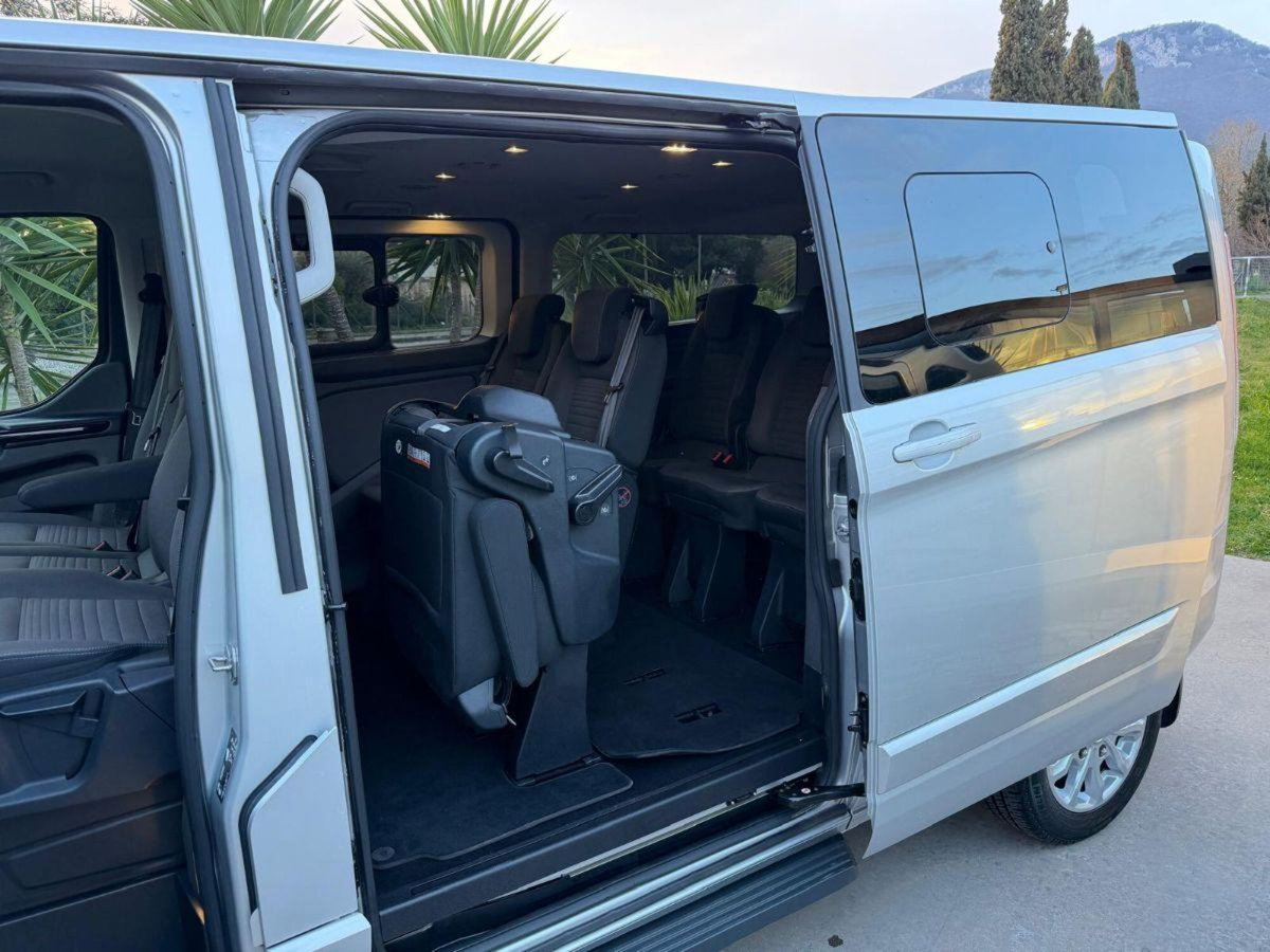 Ford Tourneo Custom tourneo custom V710 320 2.0 ecoblue 170cv Titanium X L2H1 AWD A8 (13)