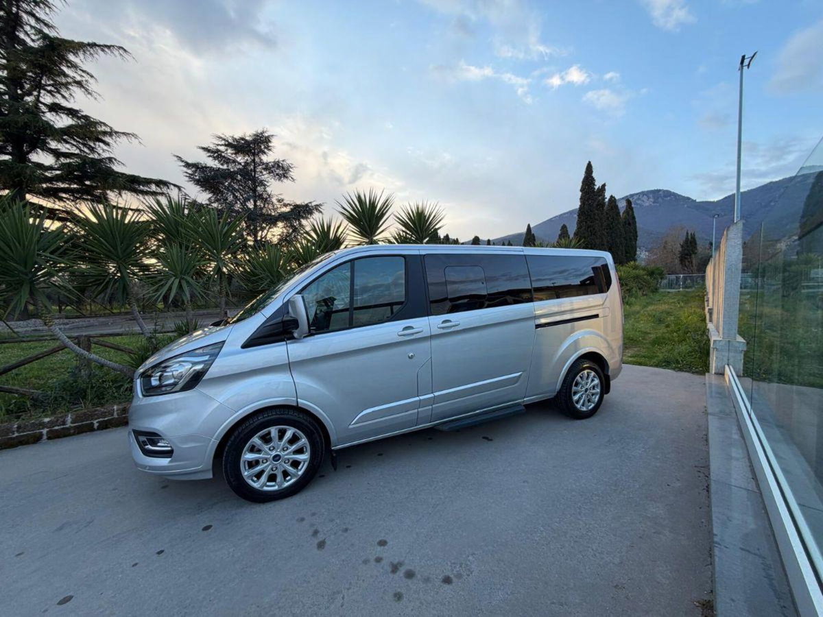 Ford Tourneo Custom tourneo custom V710 320 2.0 ecoblue 170cv Titanium X L2H1 AWD A8 (3)