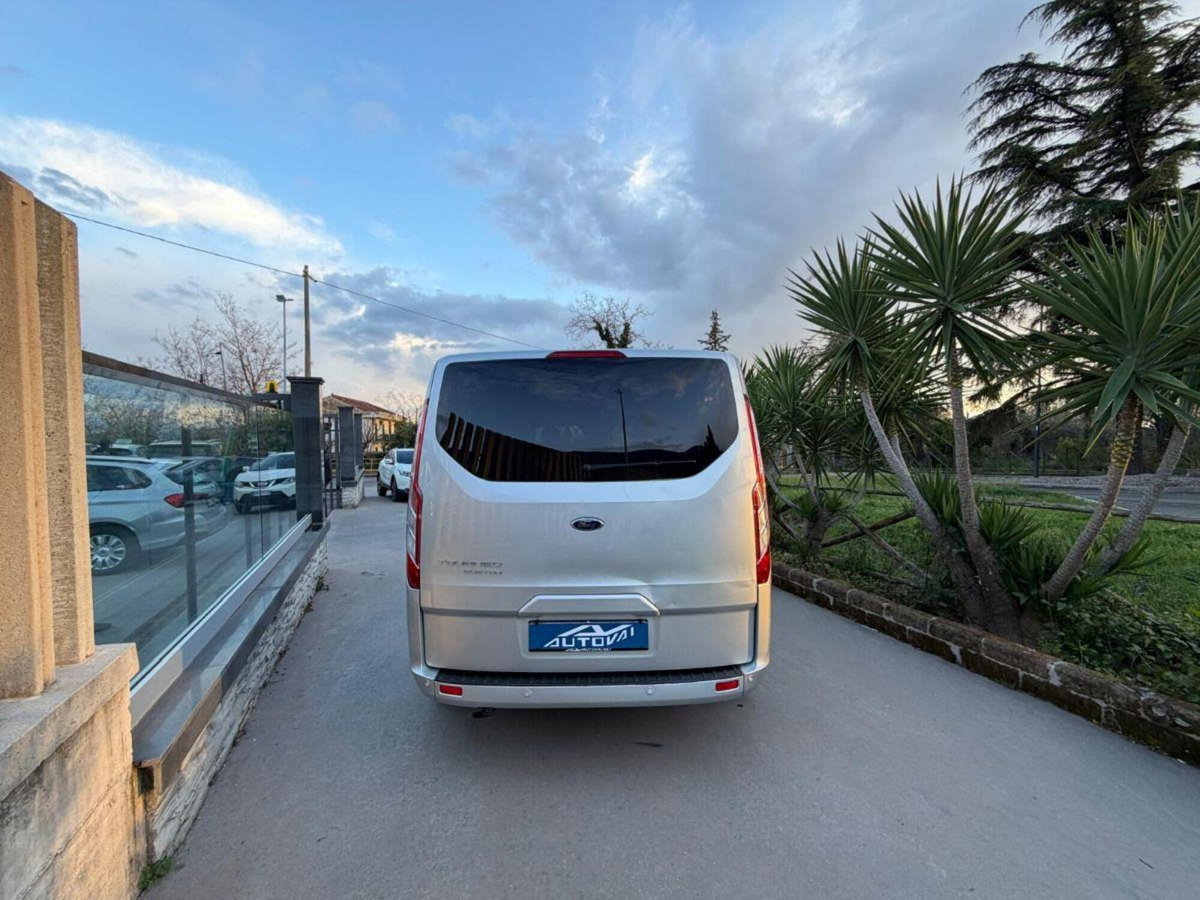 Ford Tourneo Custom tourneo custom V710 320 2.0 ecoblue 170cv Titanium X L2H1 AWD A8 (5)