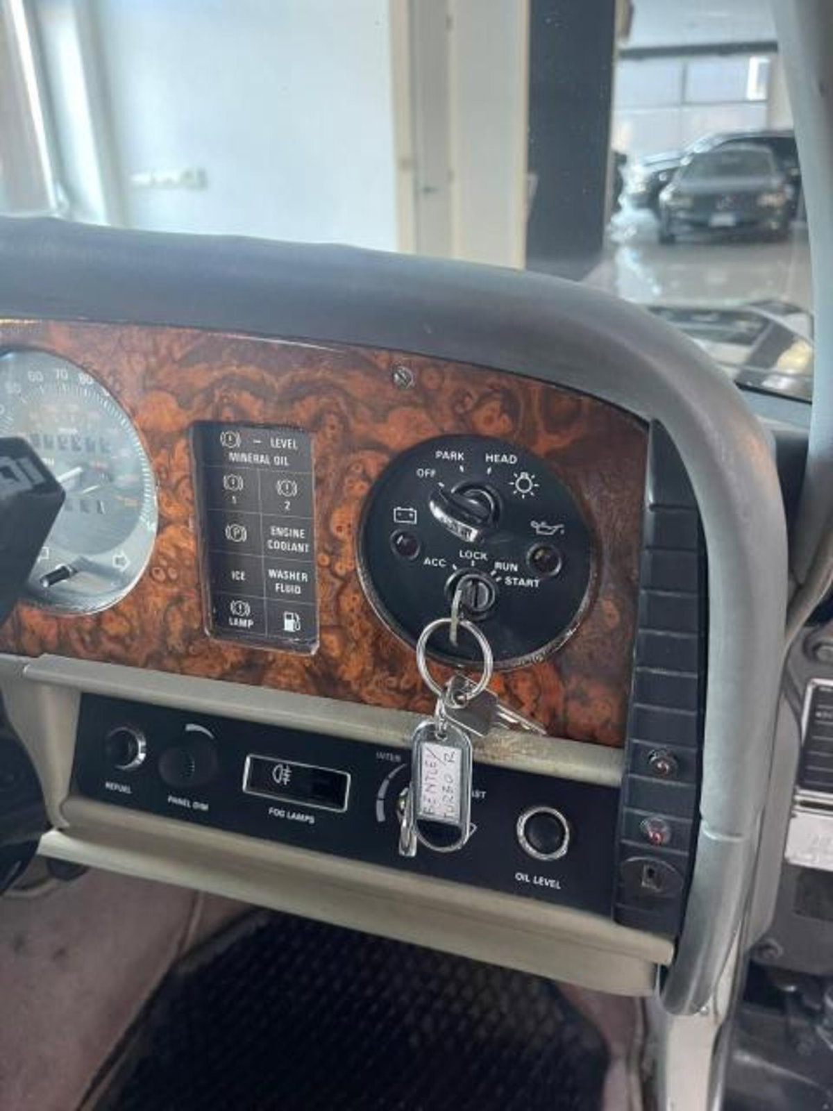 Bentley Berlina Brooklands turbo (13)