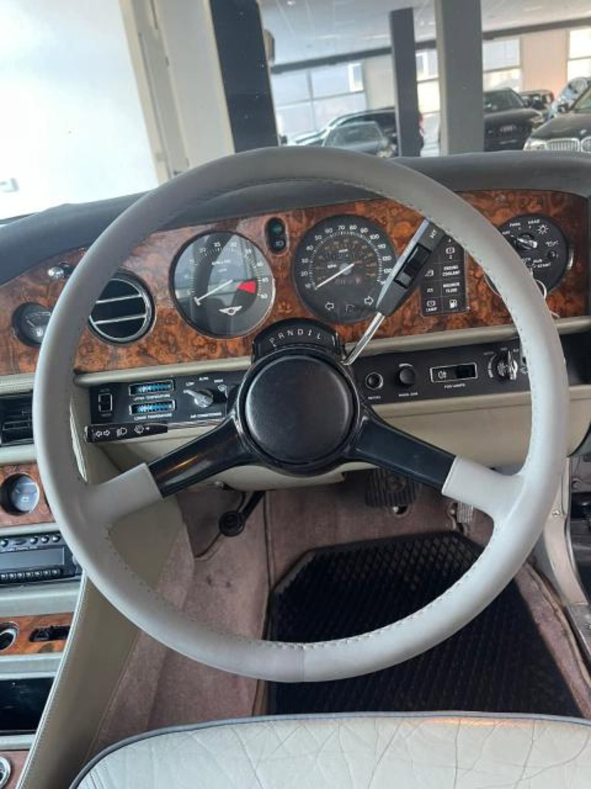 Bentley Berlina Brooklands turbo (17)