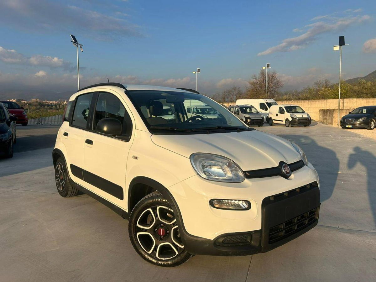 Fiat Panda 1.0 FireFly S&S Hybrid City Cross