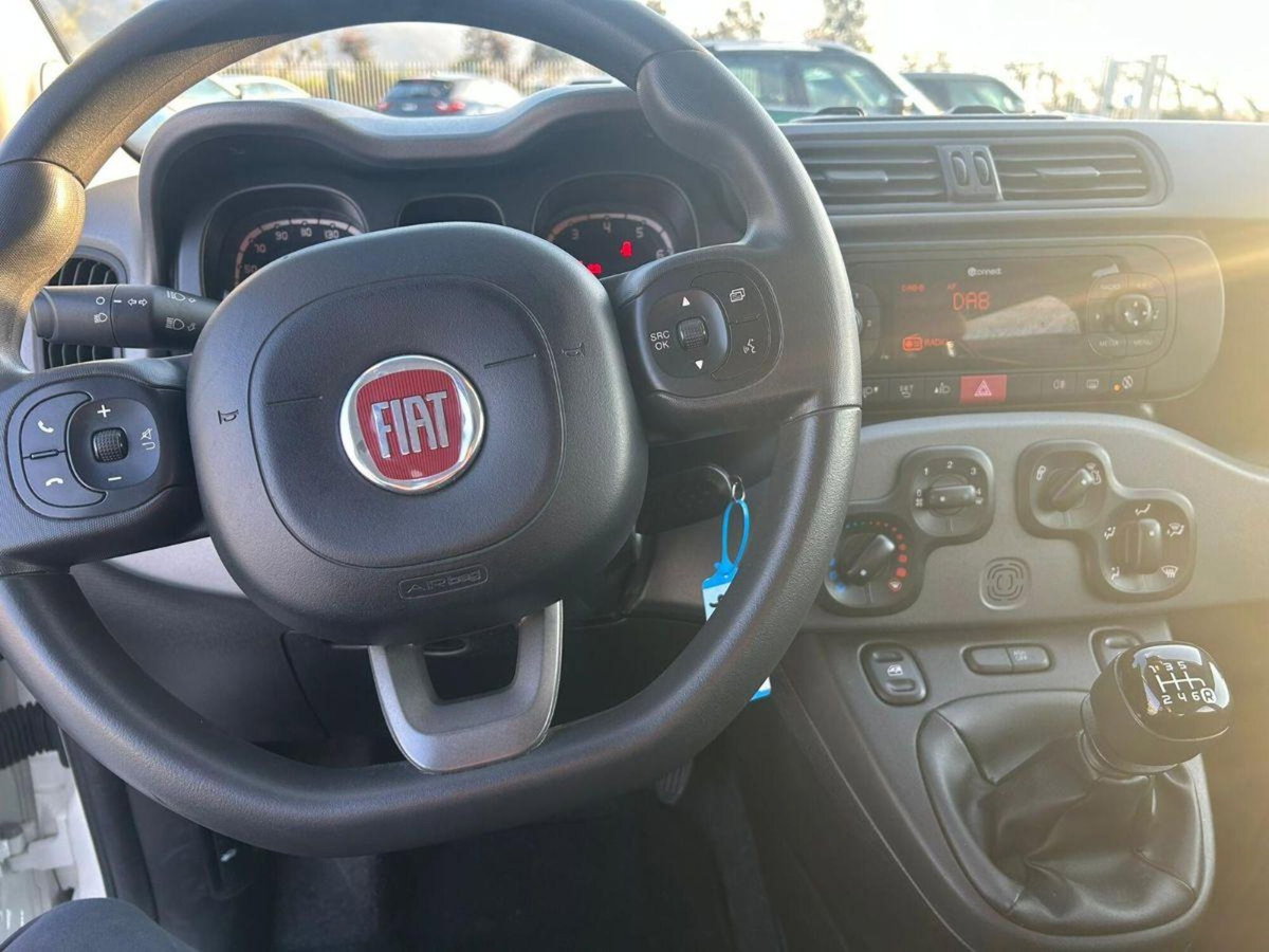 Fiat Panda 1.0 FireFly S&S Hybrid City Cross (11)