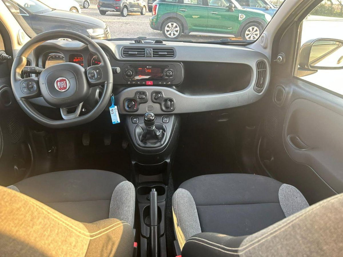 Fiat Panda 1.0 FireFly S&S Hybrid City Cross (7)