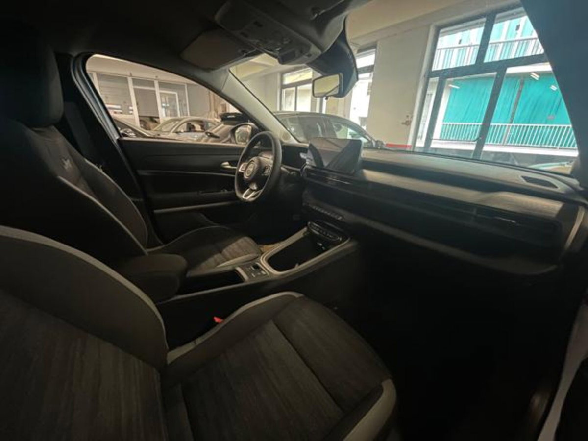 Jeep Avenger 1.2 turbo Longitude fwd 100cv (15)