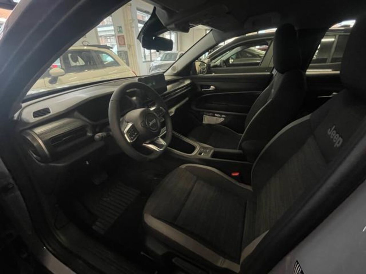 Jeep Avenger 1.2 turbo Longitude fwd 100cv (8)