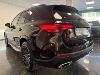 Mercedes-Benz GLC 220 d 4Matic Mild Hybrid AMG Premium Plus (4)