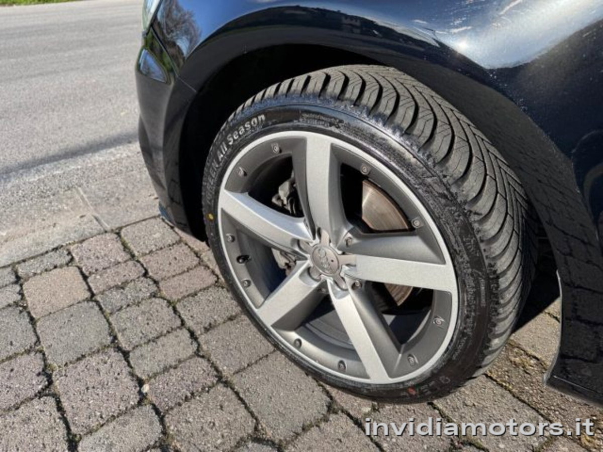 Audi A1 1.6 TDI 116 CV Sport (17)