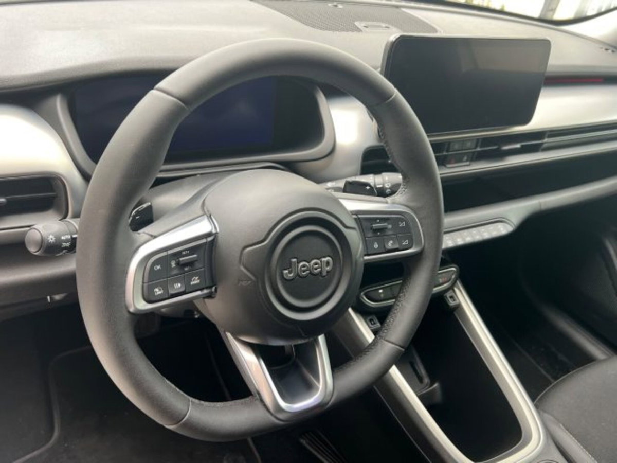 Jeep Avenger 1.2 turbo Summit fwd 100cv (11)