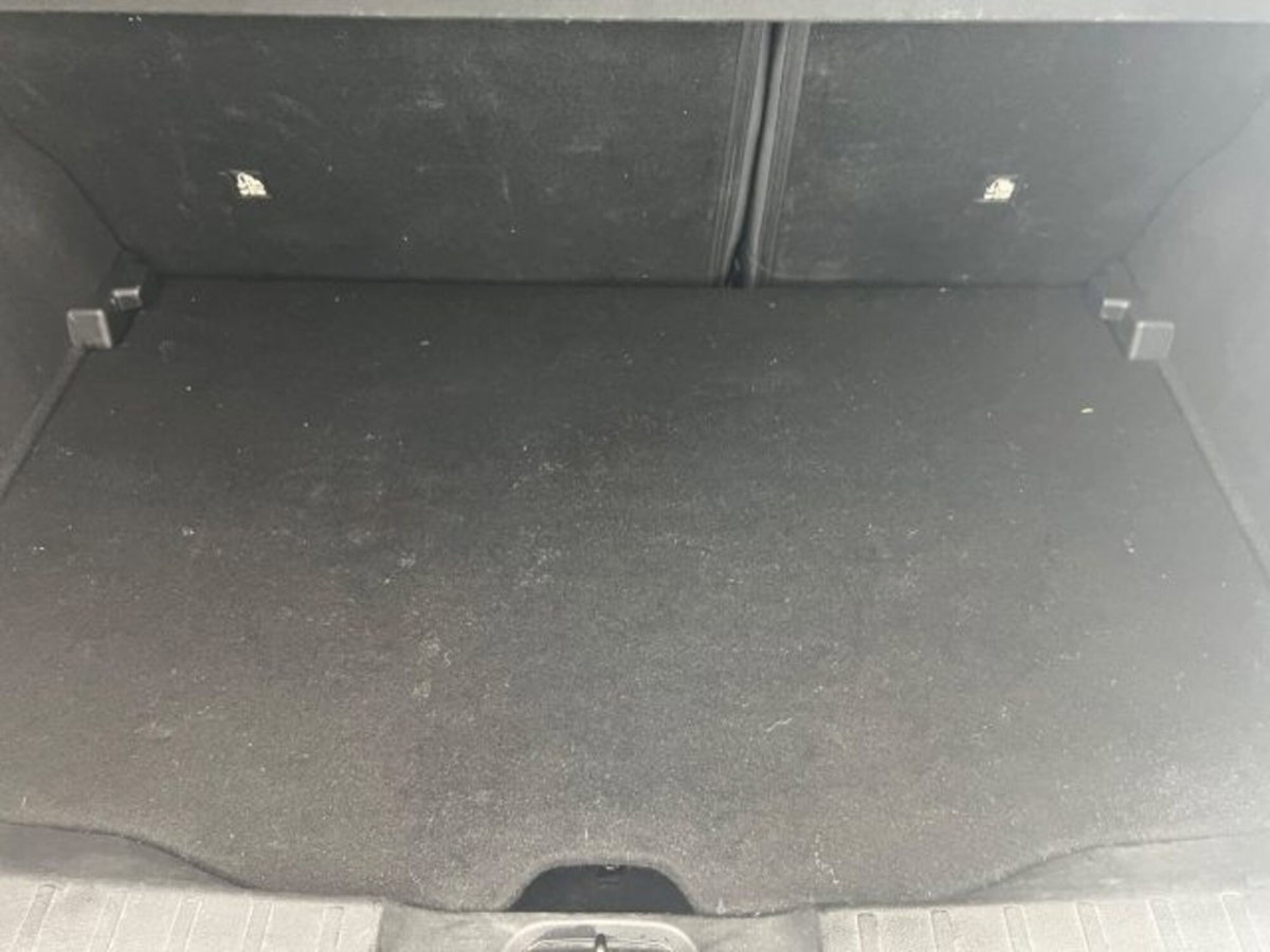Jeep Avenger 1.2 turbo Summit fwd 100cv (13)
