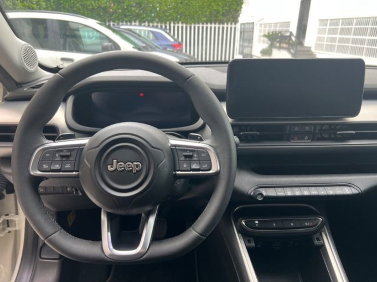 Jeep Avenger 1.2 turbo Summit fwd 100cv (15)