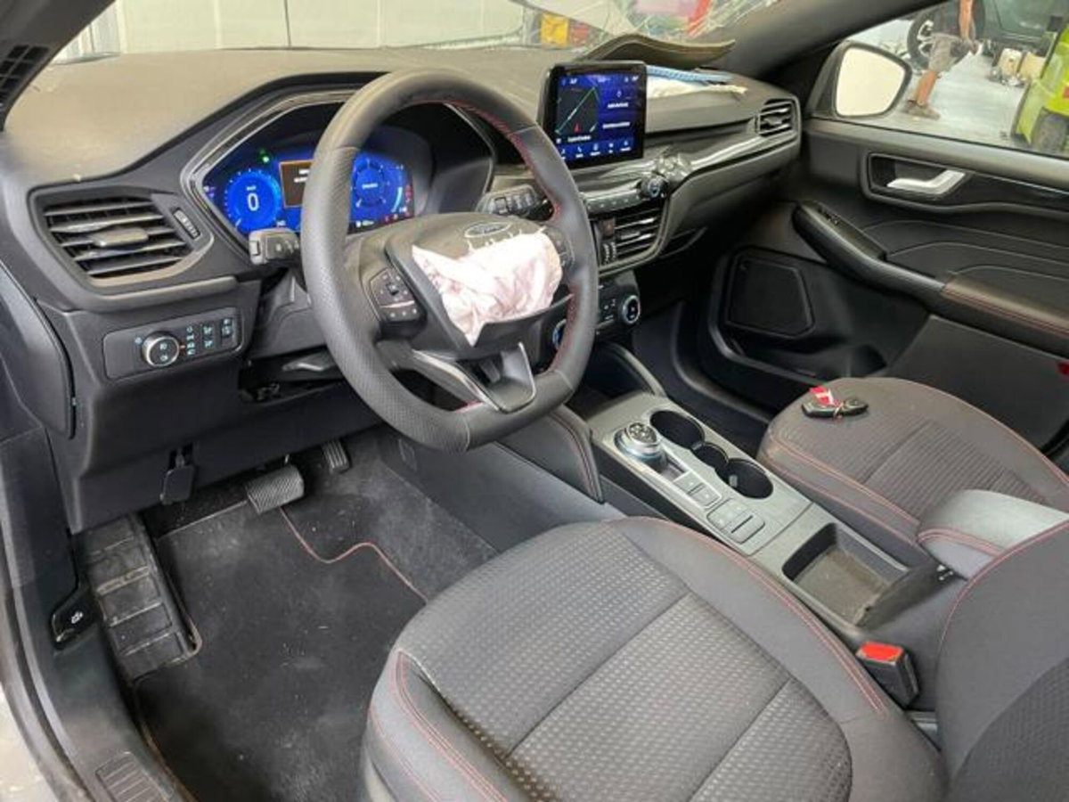 Ford Kuga 2.0 EcoBlue 120 CV aut. 2WD ST-Line X (13)