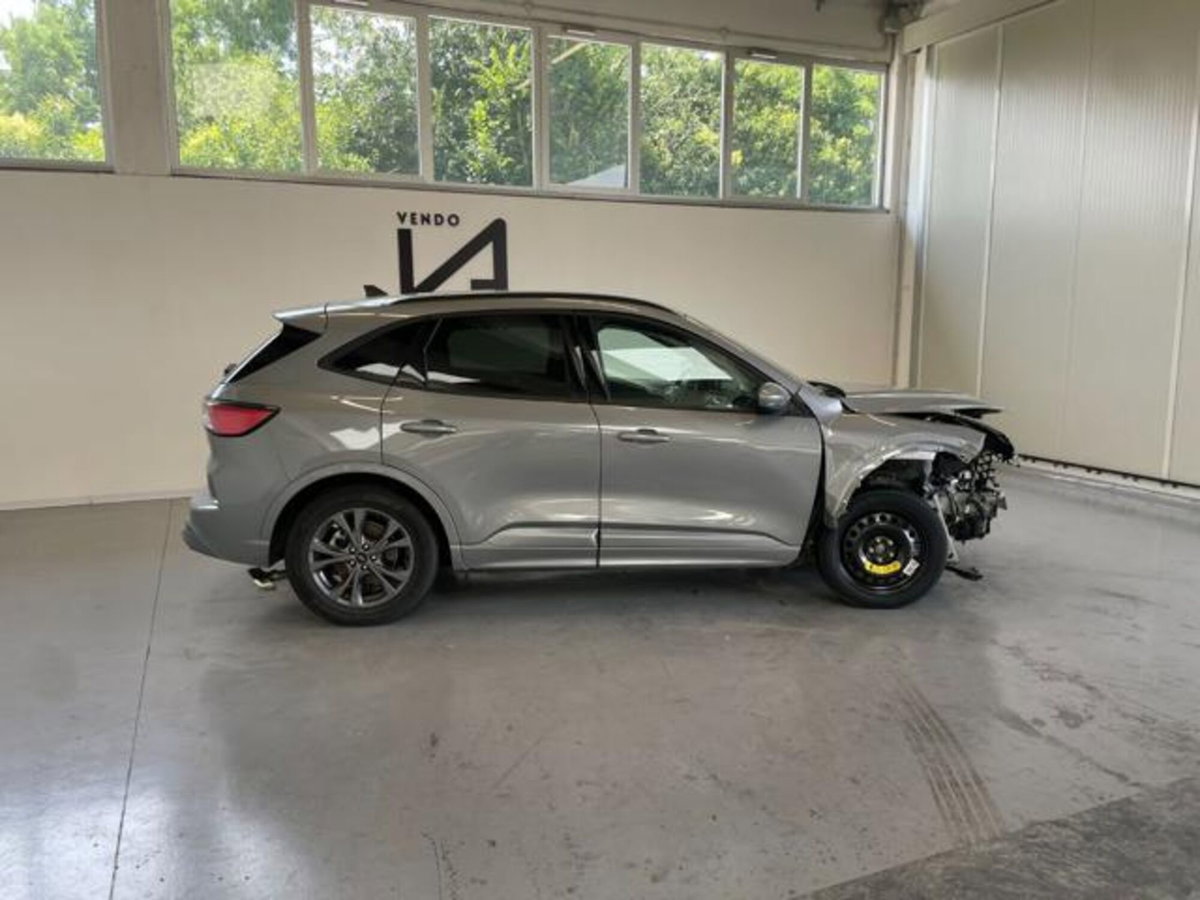Ford Kuga 2.0 EcoBlue 120 CV aut. 2WD ST-Line X (8)