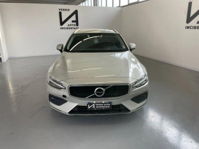 Volvo V60 D3 Geartronic Business (2)