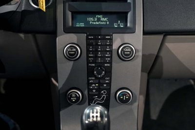 Volvo C70 2.4 20V 140 CV Geartronic Kinetic (14)