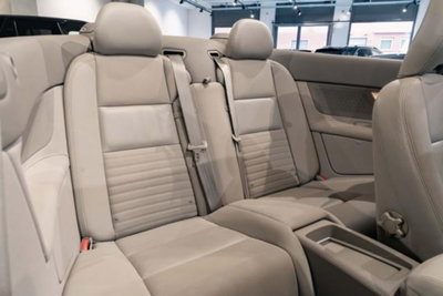 Volvo C70 2.4 20V 140 CV Geartronic Kinetic (8)