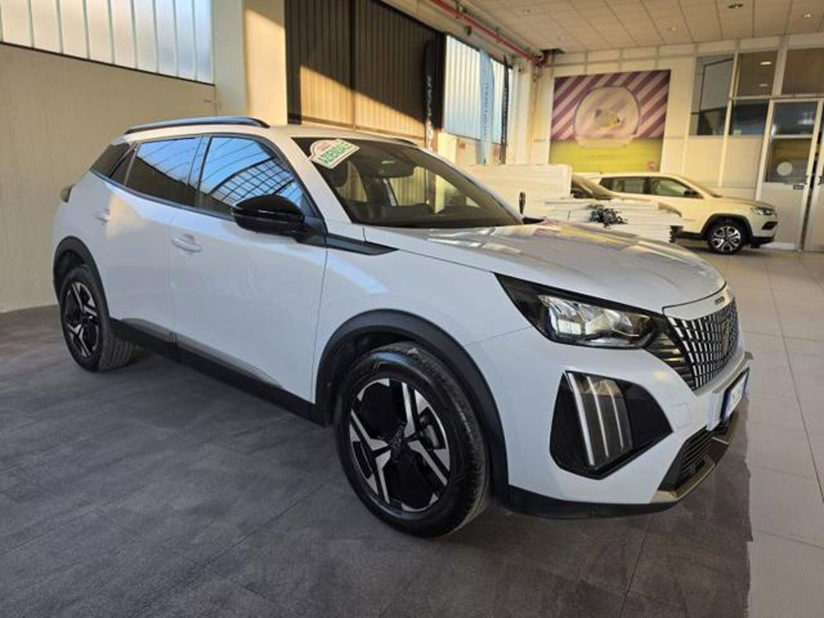 Peugeot 2008 PureTech 100 S&S Allure (15)