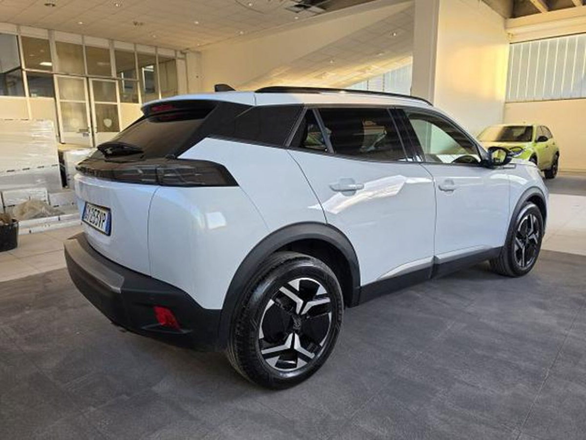 Peugeot 2008 PureTech 100 S&S Allure (3)