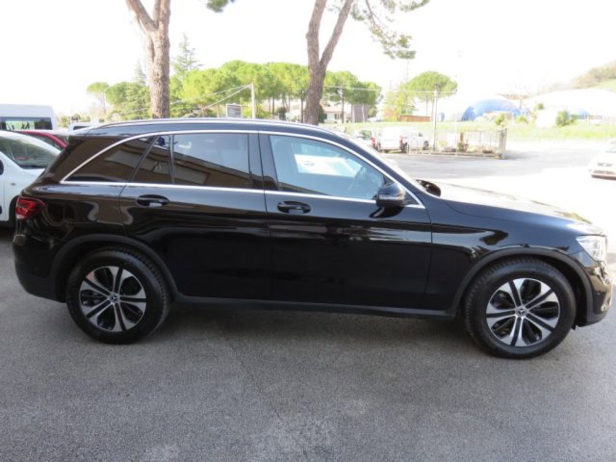 Mercedes-Benz GLC SUV 220 d 4Matic Business (20)