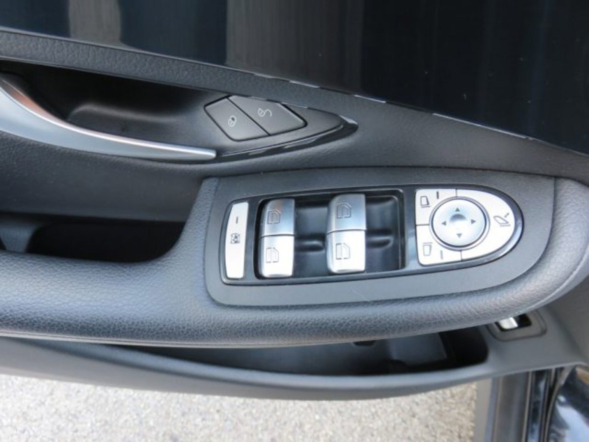 Mercedes-Benz GLC SUV 220 d 4Matic Business (8)