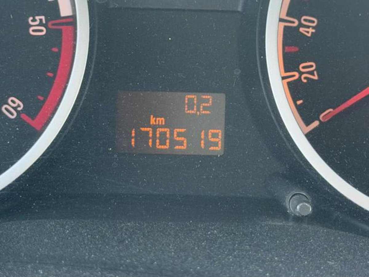 Opel Corsa 1.3 CDTI 75CV 3 porte Sport (5)