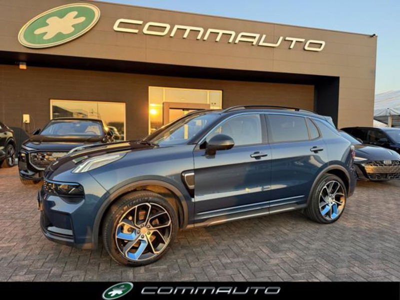 Lynk & Co 01 01 1.5 td phev