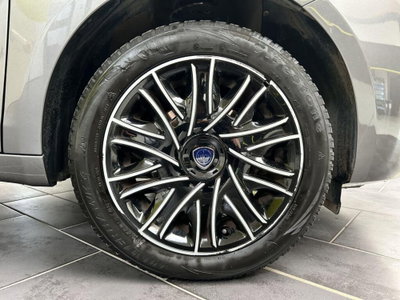 Lancia Ypsilon 1.0 FireFly 5 porte S&S Hybrid Ecochic Gold (6)