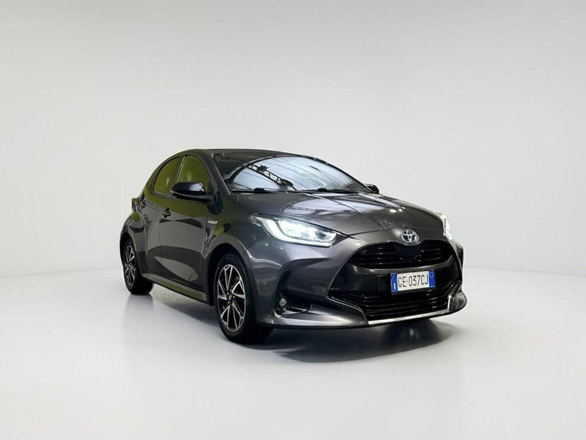 Toyota Yaris 1.5 Hybrid 5 porte Lounge
