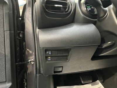Toyota Yaris 1.5 Hybrid 5 porte Lounge (11)